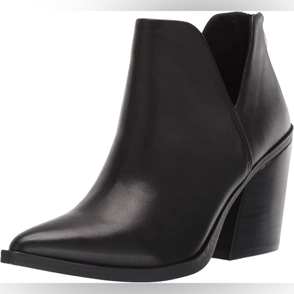 Steve Madden Alyse Black Leather Notched Side Pointed-Toe Ankle Boots Size 8